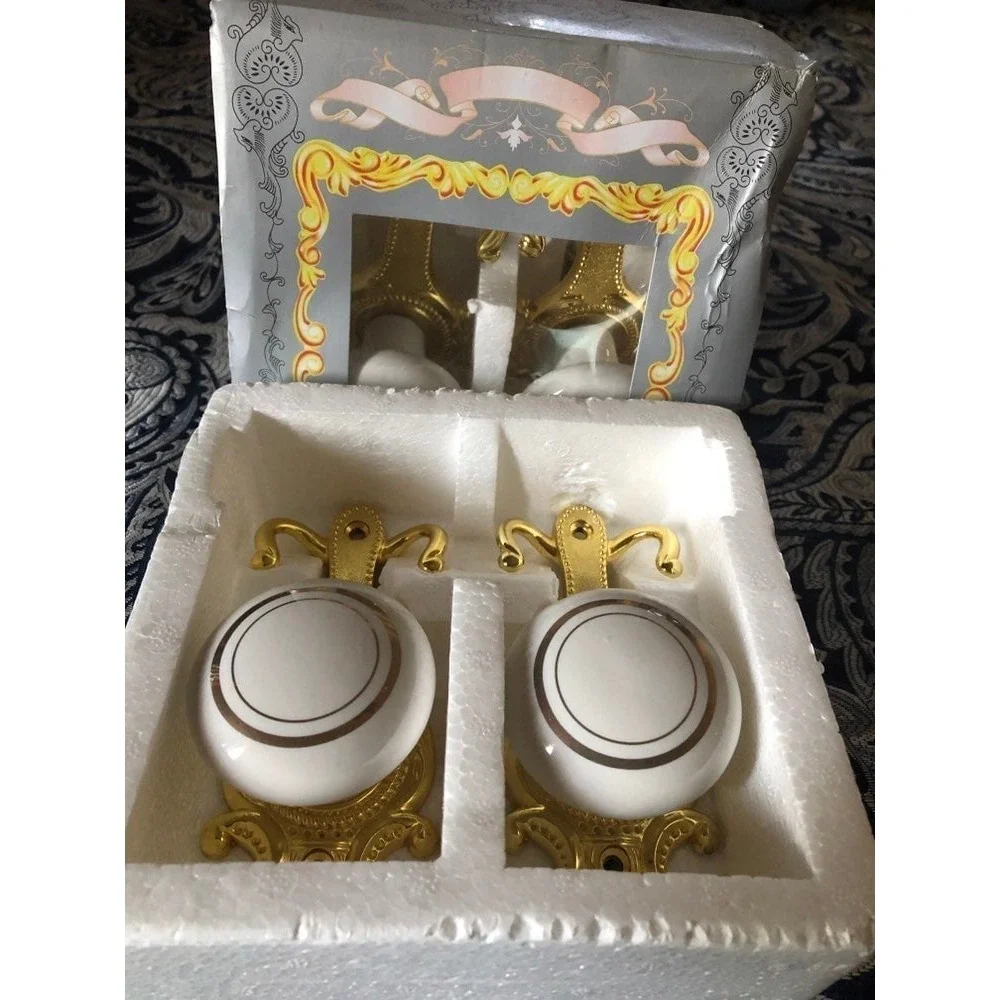 Decorative gold hooks metal‎ ivory porcelain knobs Victorian home decor accents